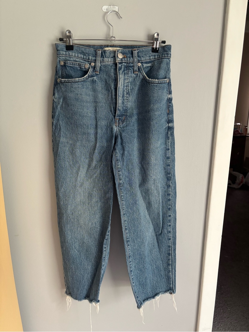 Madewell The Balloon Jean in Corson Wash Size 26 Comfort Stretch NA929 Raw Hem